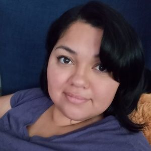 Meet your Posher, Ana